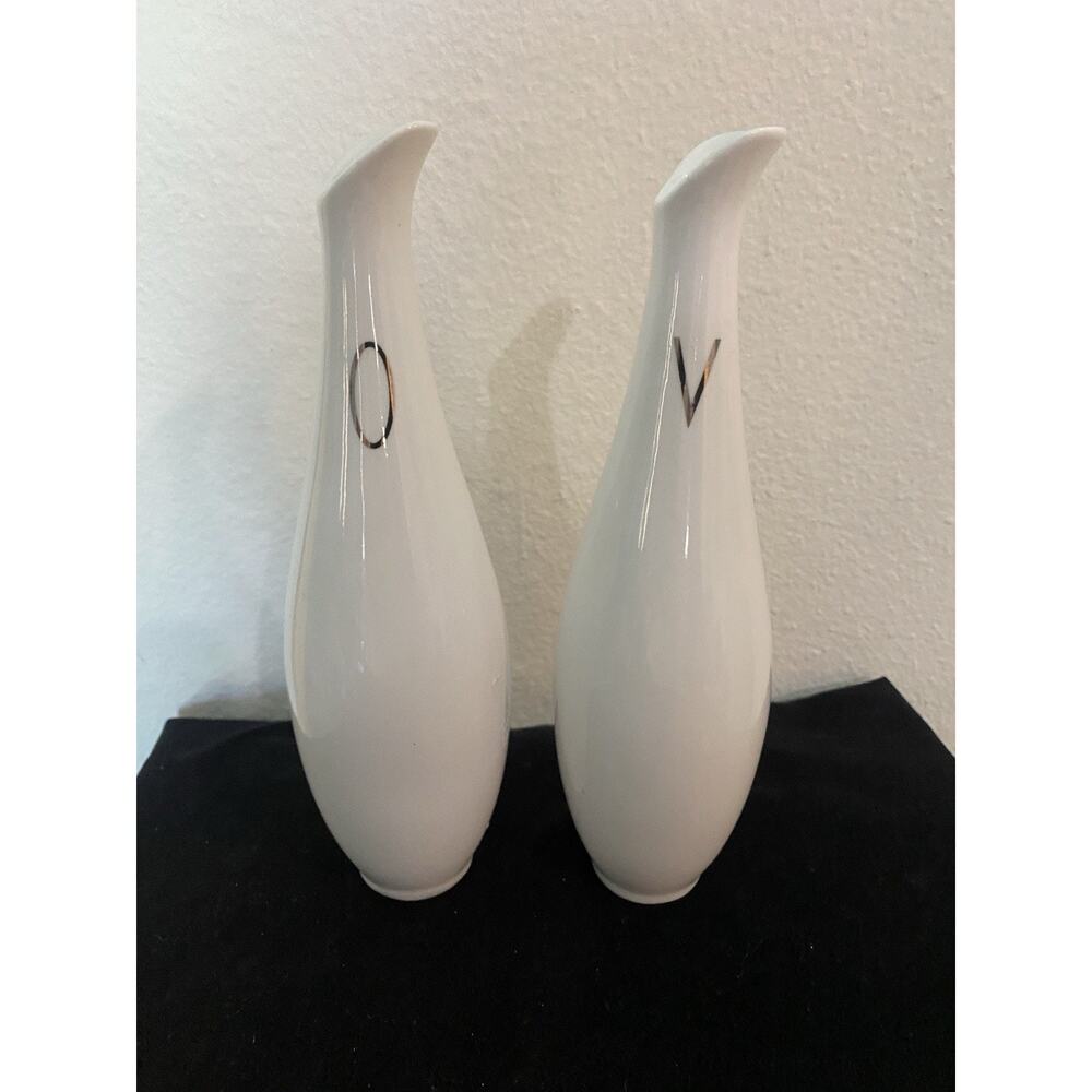 Wallace Fine China Vinager & Oil Set